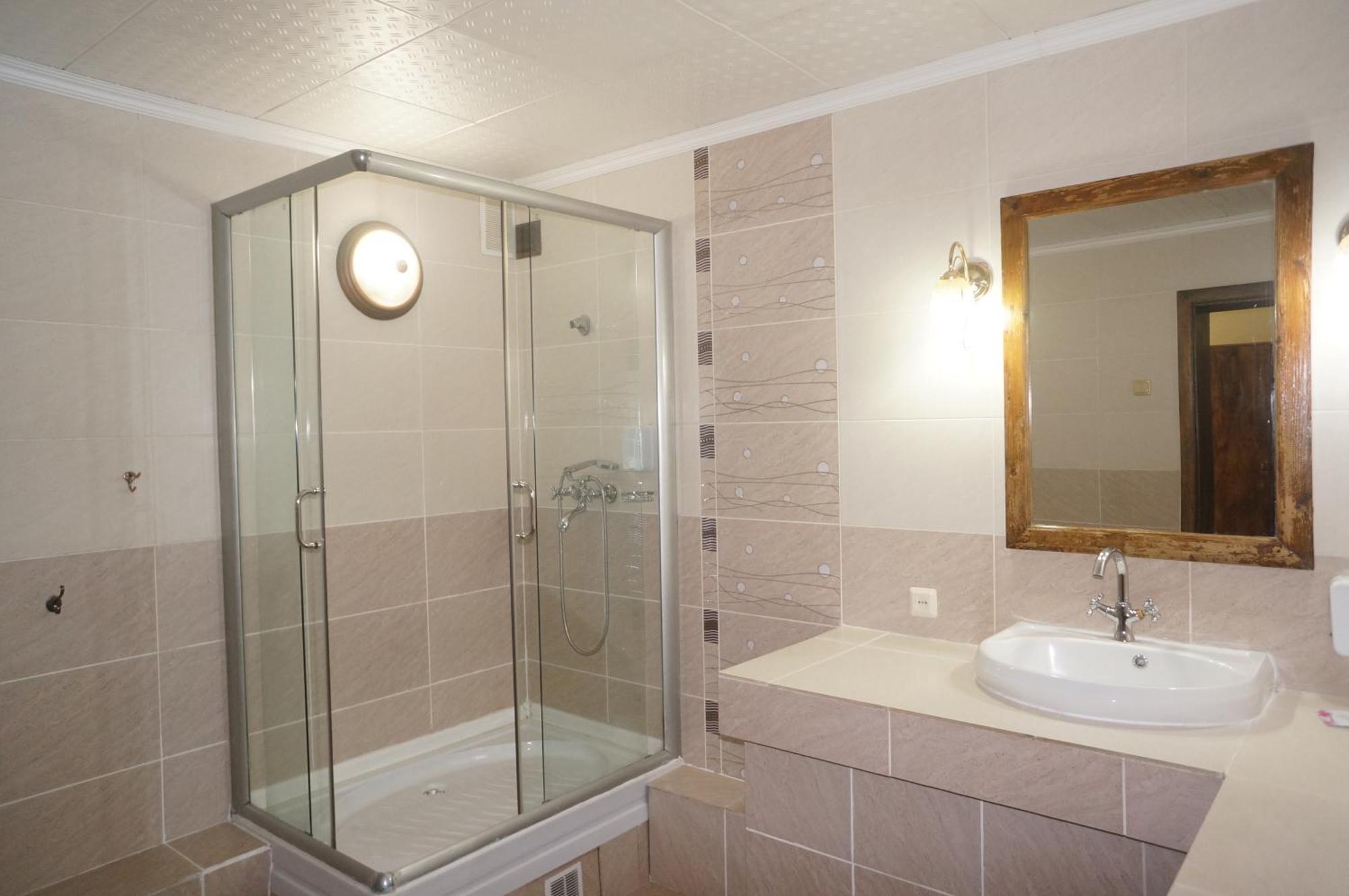 Galirad Hotel Ust-Kamenogorsk Room photo