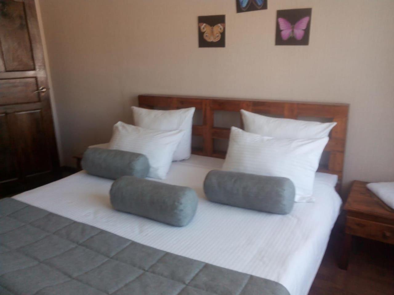 Galirad Hotel Ust-Kamenogorsk Room photo