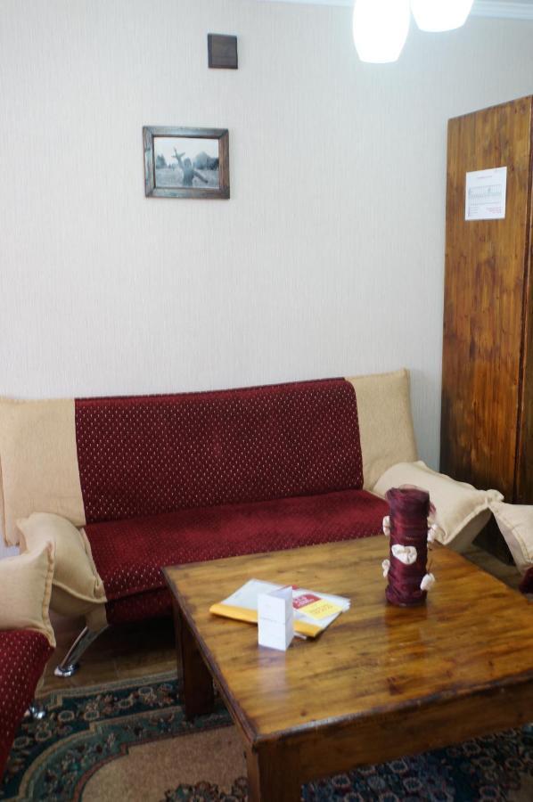 Galirad Hotel Ust-Kamenogorsk Room photo